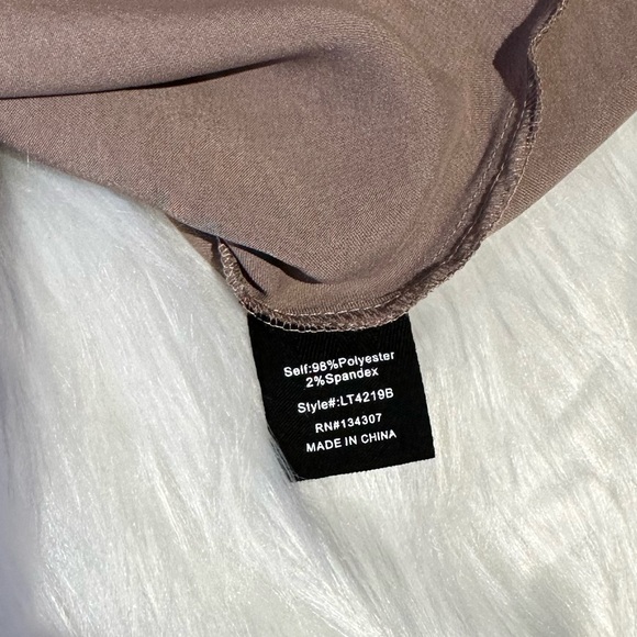 Line and Dot NEW Lexi Top - Picture 6 of 6